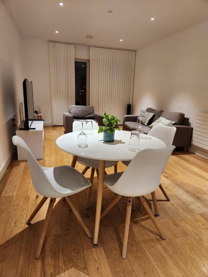 Kaf Luxury Apartment لندن المظهر الخارجي الصورة