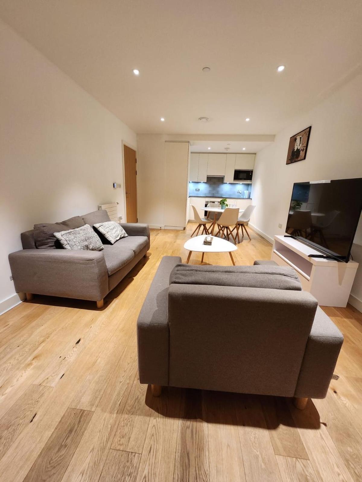 Kaf Luxury Apartment لندن المظهر الخارجي الصورة